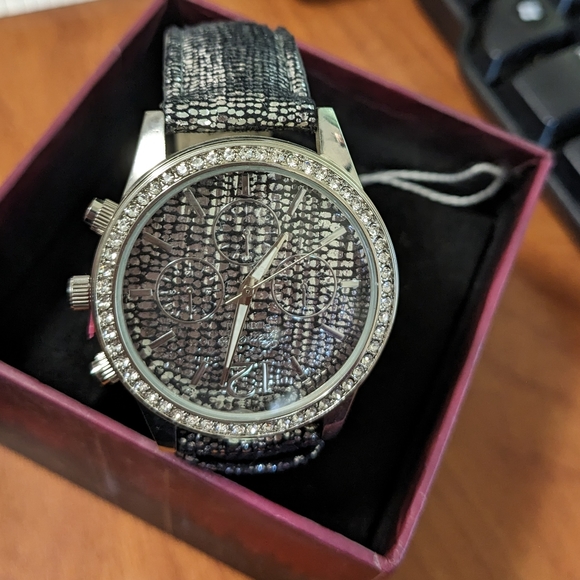 American Expedition women's watch - Picture 2 of 8